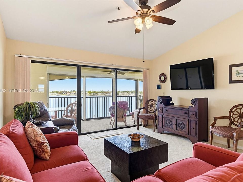 1st image of 452 Bouchelle Dr APT 303