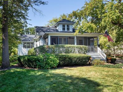 904 Forest Ave, Deerfield, IL, 60015