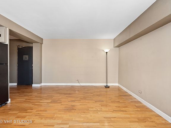 4th image of 4970 N Marine Dr APT 1225
