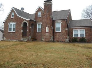 9711 Antonia Dr, Saint Louis, MO 63123