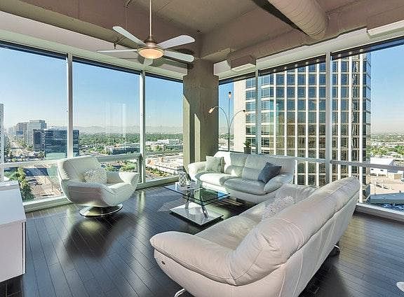4th image of 1 E Lexington Ave Unit 1310