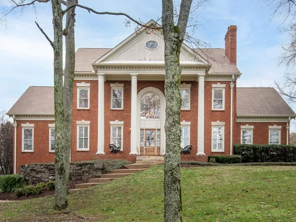 9124 Brentmeade Blvd, Brentwood, TN 37027