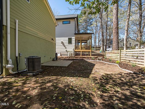 5th image of 1613 Malta Ave