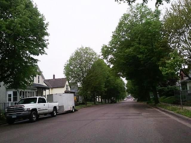 2nd image of 918 Case Ave