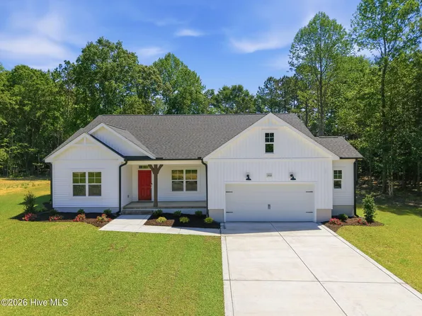 2939 Tucker Hill Drive, Grimesland, NC 27837