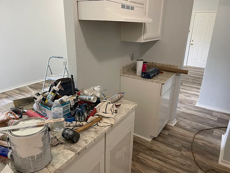 601 FM 272 — Photo 8
