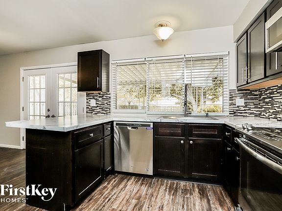 5th image of 343 Village Creek Dr