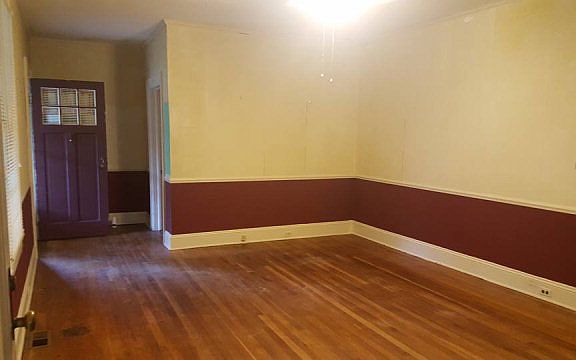 3rd image of 615 Franklin St