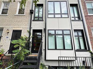 16 18th St SE #2, Washington, DC 20003