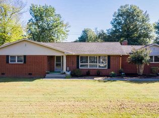 276 Kennedy Rd, Paducah, KY 42001