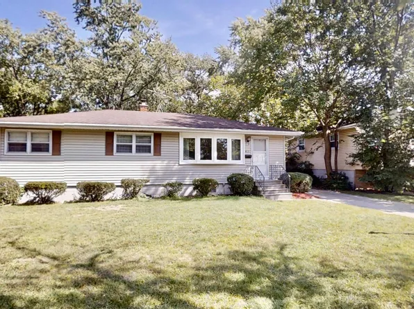 415 N Glenwood Dr, Griffith, IN 46319