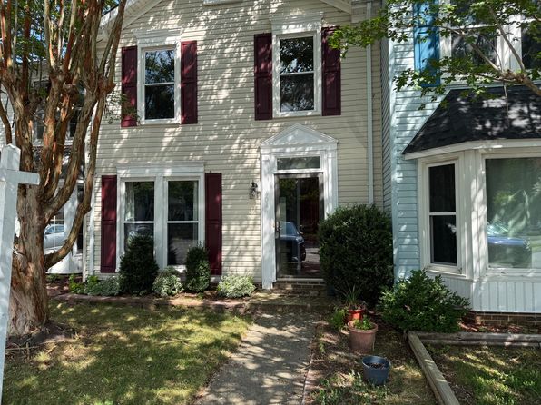 404 Arabian Cir