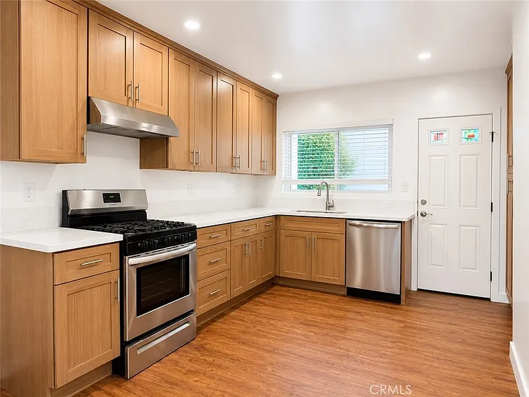 15228 S Normandie Ave #B — Photo 5