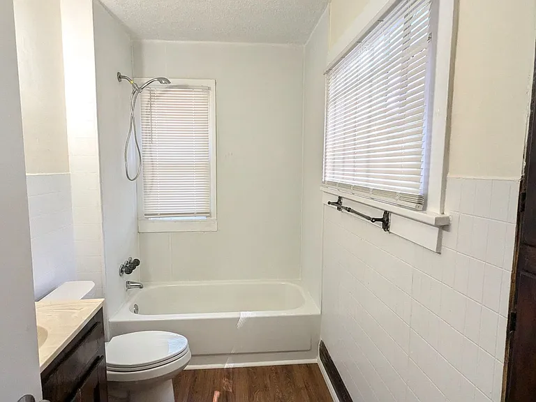 1784 Hoyt St — Photo 11