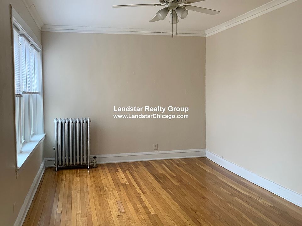 1st image of 4045 1/2 N Mozart Ave #1W