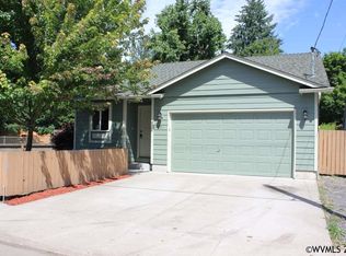 1951 12th Ave, Sweet Home, OR 97386