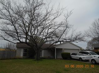 6413 Wakefield Rd, North Richland Hills, TX 76182