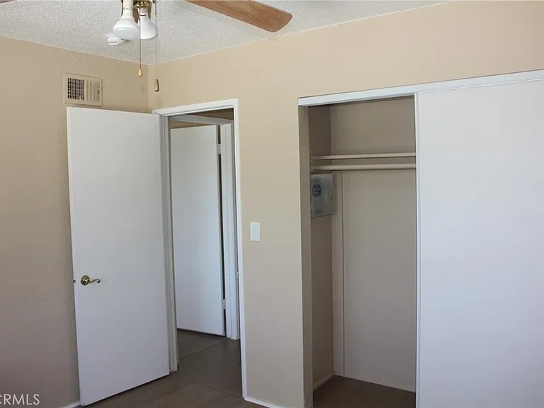 116 N Laurie Ann Ln — Photo 34