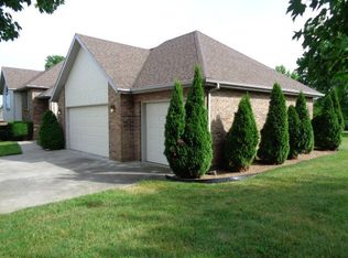 3620 E Kensington Dr, Springfield, MO 65802