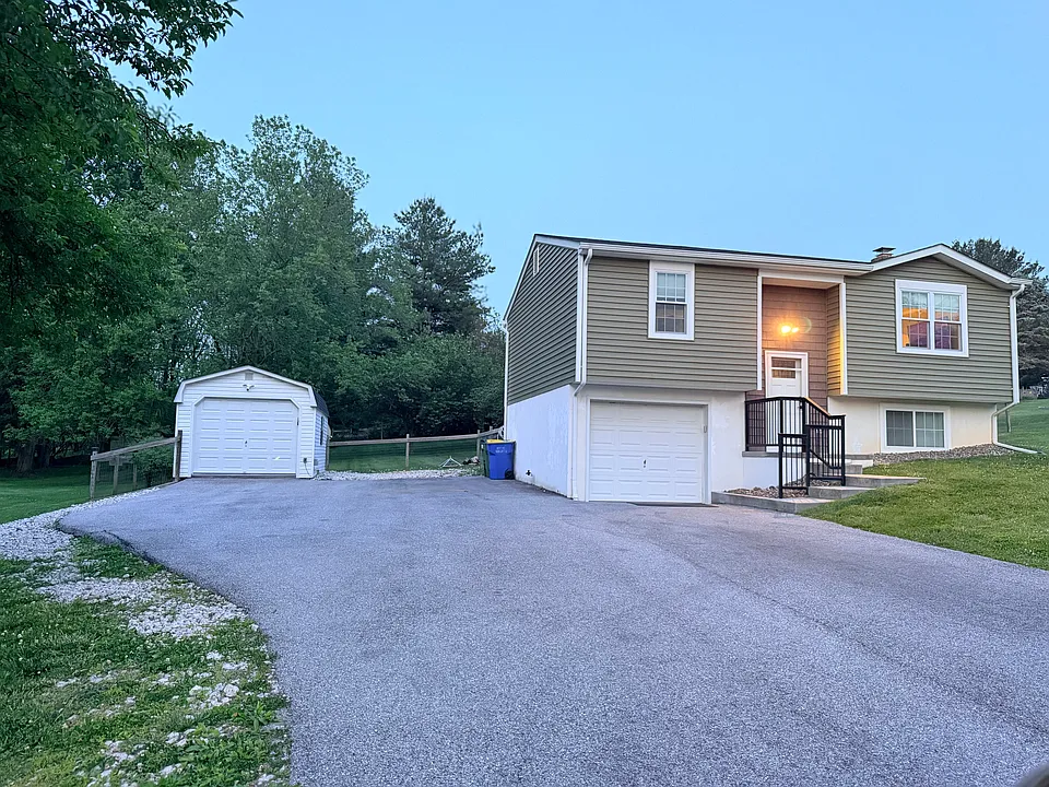 116 Vegas Dr