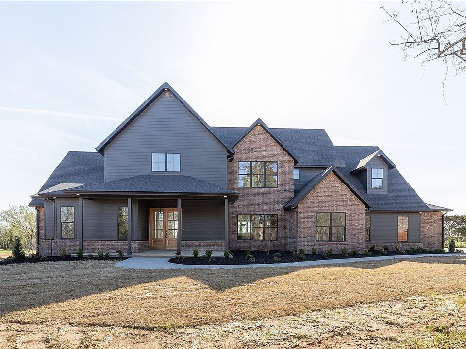 1st image of 18488 Lake Sequoyah Rd