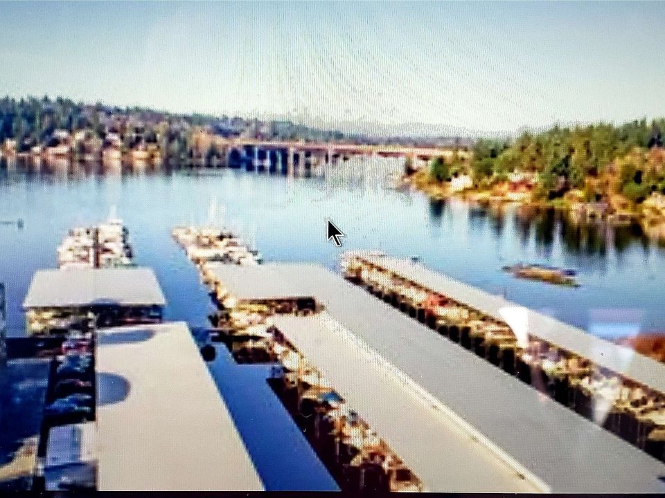 1st image of 3911 Lake Washington Boulevard SE #D12