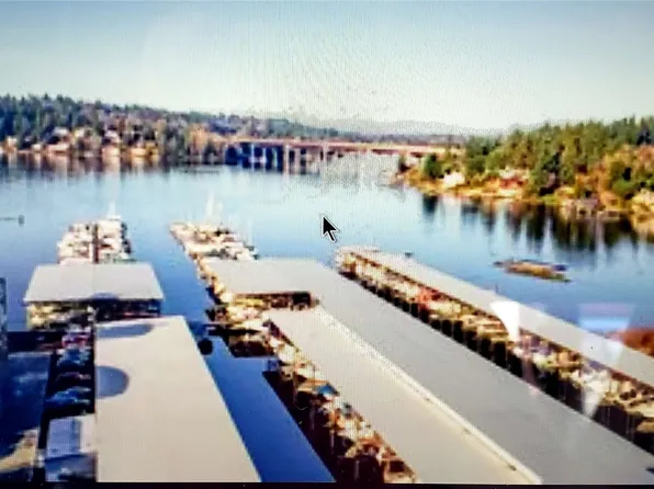 3911 Lake Washington Boulevard SE #D12, Bellevue, WA 98006