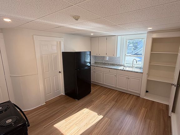 5th image of 29 Manahan St APT 3