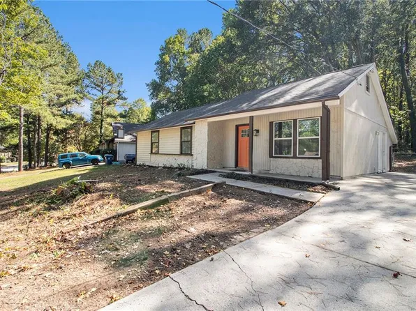 6345 Valley Dale Dr, Riverdale, GA 30274