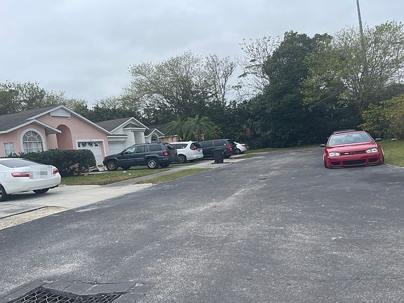 4th image of 167 Dahlia Village Cir