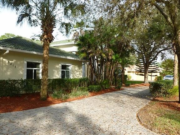 2nd image of 8217 Kiawah