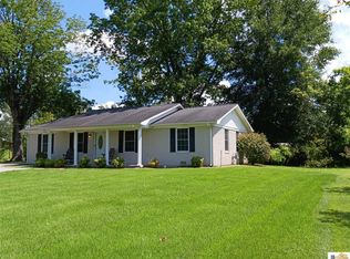 700 N Main St, Burkesville, KY 42717