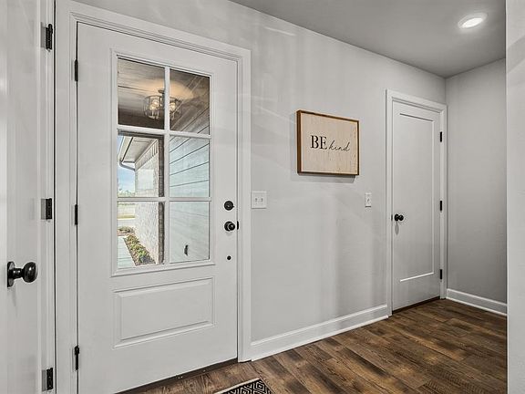 4th image of 414 Emmy Jean Dr #Cd4v3l