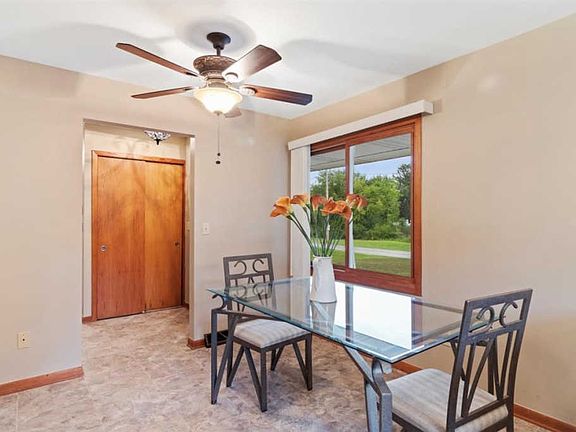 4th image of 7821 E Long Lake Dr