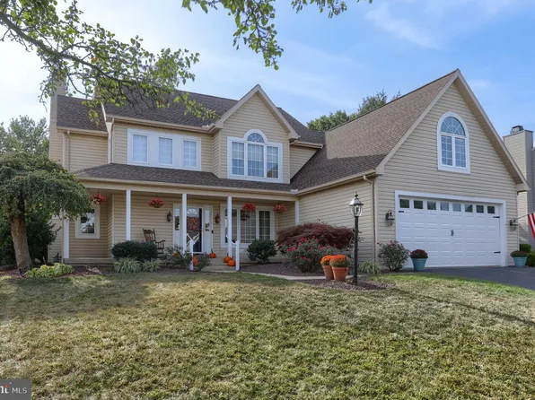 821 Miller St #L-0102, Palmyra, PA 17078