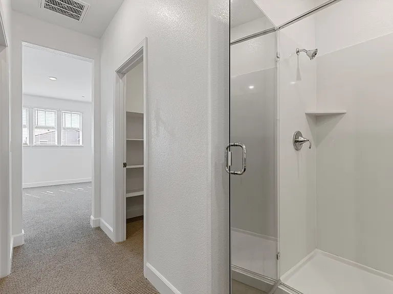 1072 Caraballo Dr — Photo 23