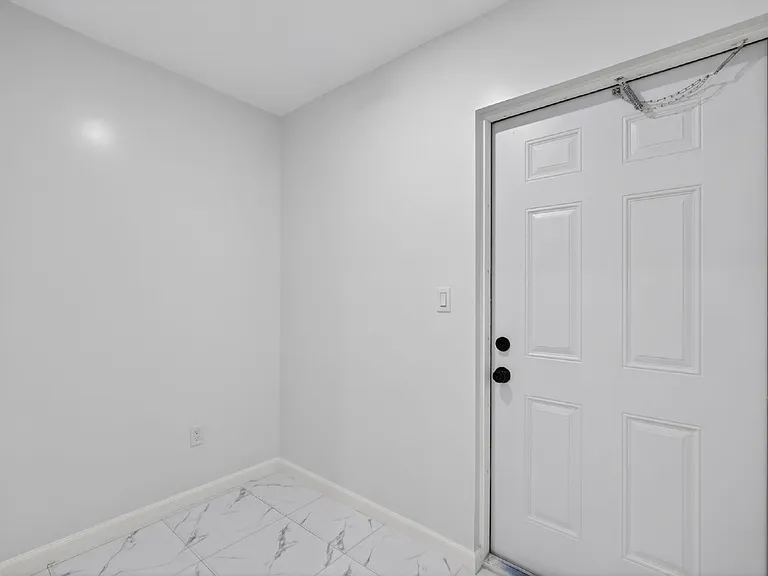 3255 Avenue J #2 — Photo 27