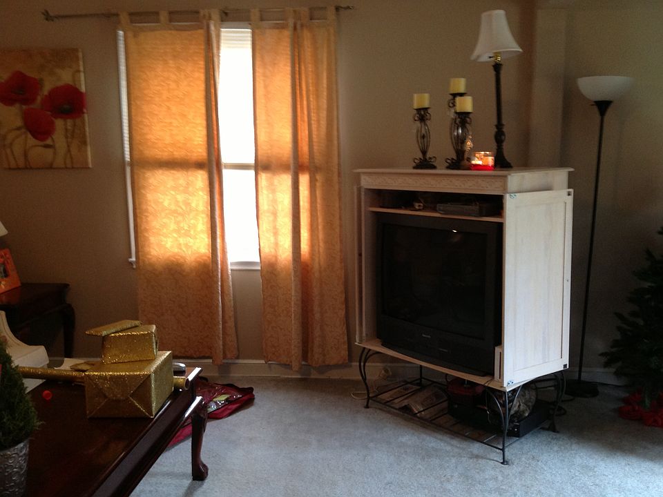 1st image of 505 Barclay Dr