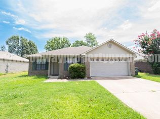 1360 Joyner Dr, Conway, AR 72034