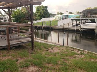 6731 Georgia Ave, Bradenton, FL 34207