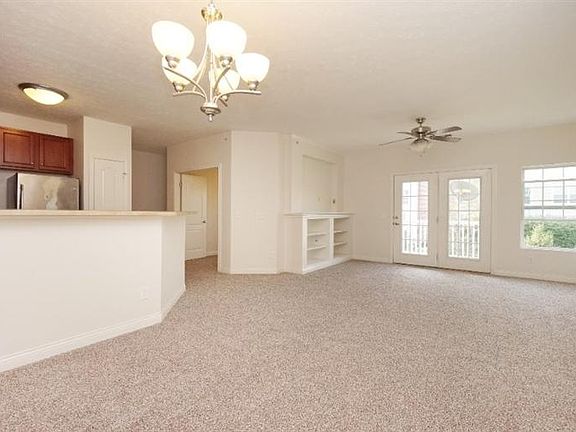 4th image of 3162 Grand Falls Blvd