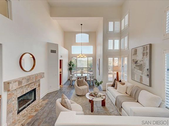 5th image of 11912 Chalon Ln