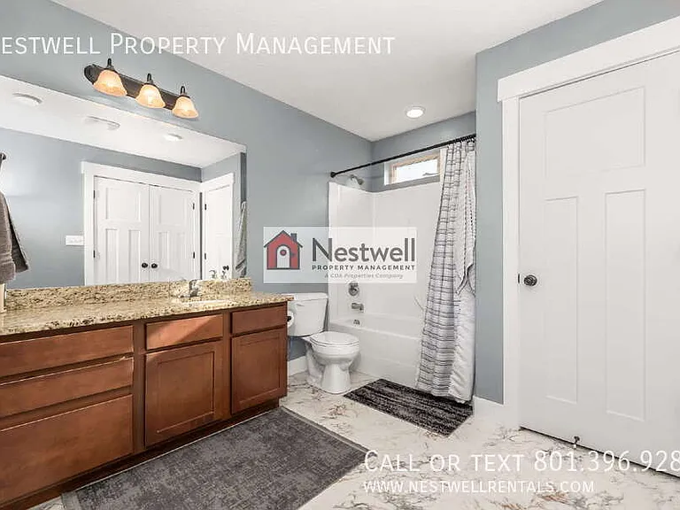 35 E Water Ln — Photo 13