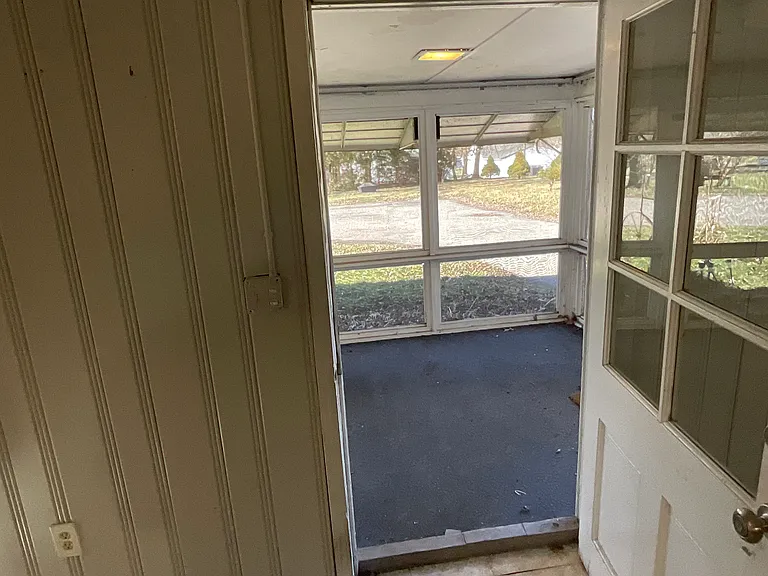 928 Vienna Ave — Photo 35