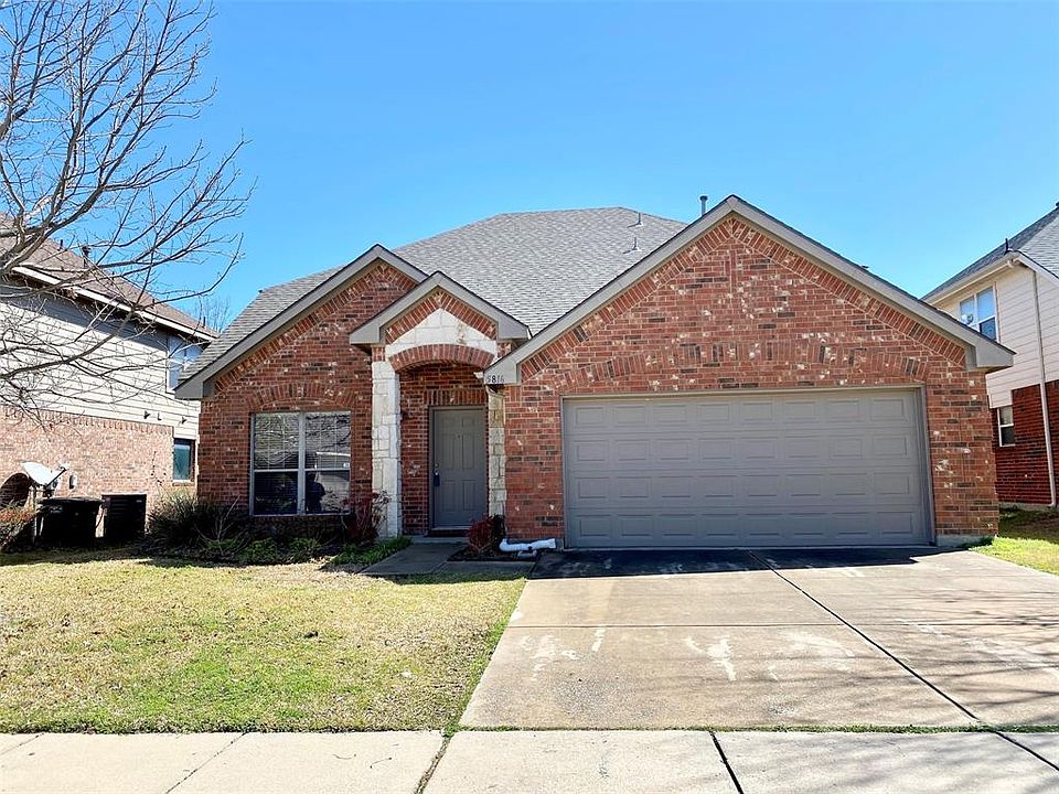 1st image of 5816 Country Valley Ln