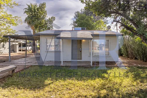 3311 E Cambridge Ave #1 Photo 1