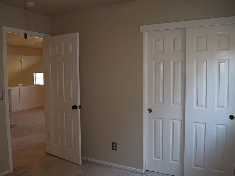 1608 Poppy Cir — Photo 5