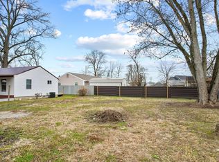 106 Cliff St, Buckeye Lake, OH 43008