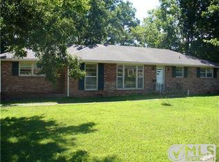 407 Pennsylvania Ave, Lebanon, TN 37087