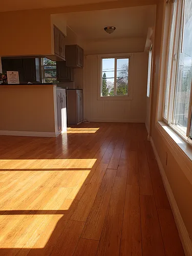 6116 Radford Ave Photo 1